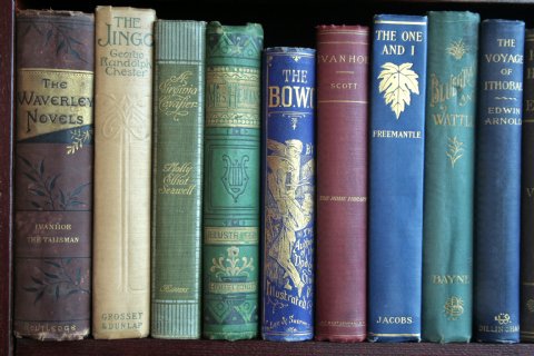 Cool Idea: Books by the Foot