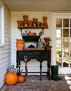 Casa Quickie: Take It Outside