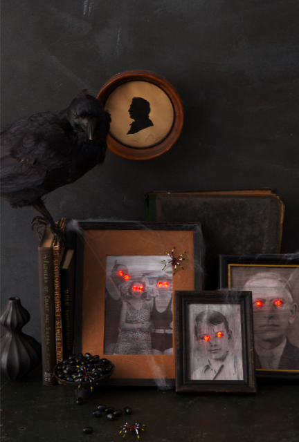 I adore these freaky antique portraits, created by Sweet Paul. I adore these freaky antique portraits, created by Sweet Paul.