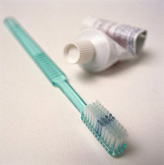 Casa Quickie: Try Toothpaste Casa Quickie: Try Toothpaste