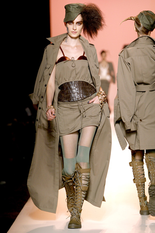 Jean Paul Gaultier spring 2010
Jean Paul Gaultier spring 2010