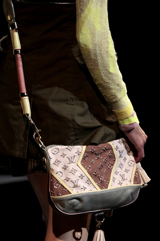 Louis Vuitton spring 2010
Louis Vuitton spring 2010