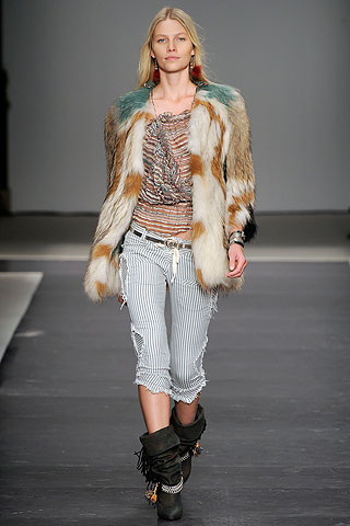 Isabel Marant spring 2010
Isabel Marant spring 2010