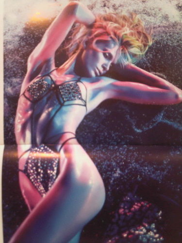 2010 Vogue Paris Calendar Is Out, All Flashing Lights and Trio of Top Models 2010 Vogue Paris Calendar Is Out, All Flashing Lights and Trio of Top Models