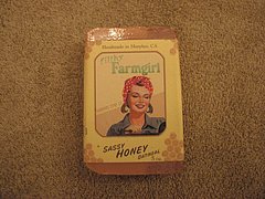 User Review: MotoLinz on Filthy Farmgirl Sassy Oatmeal Honey Soap
