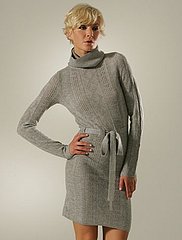 Trend Alert: Heather Grey Trend Alert: Heather Grey