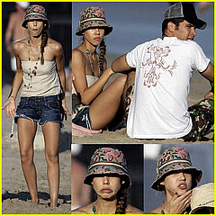 Jessica Alba's Awesome Beach Look