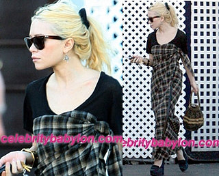 Mary-Kate Debuts Boyfriend's Sheets Chic