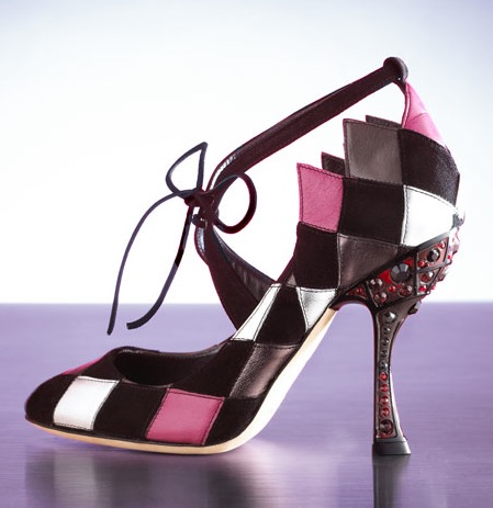 Shoes replace bags as the hottest fashion item
