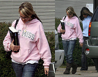 Pregnant Jamie Lynn Spears Finally Comes Out For Fresh Air