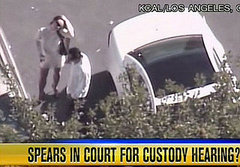Britney Arrives At Court When She Feels Like It...And Leaves