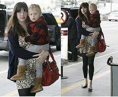 Liv Tyler at LAX 2008-01-24 16:00:57