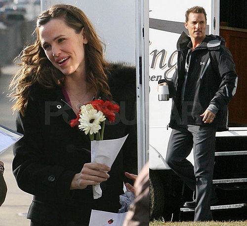 Jennifer Garner And Matthew McConaughey On The Set Of Ghosts Of Girlfriends Past