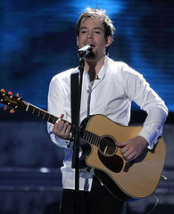 Sugar Bits — David Cook Rushed to the Hospital Sugar Bits — David Cook Rushed to the Hospital