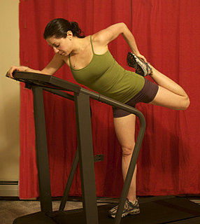 Treadmill Stretch: Leaning Quad 
