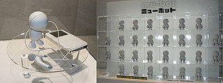 Geek Gear: Mu-Bot Robot Earphones For iPod