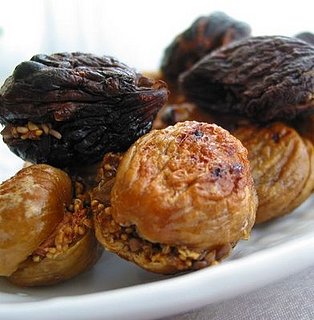 Yummy Link: Baked Figs With Sesame and Almond