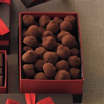 Recchiuti Hand-Rolled Truffles Recchiuti Hand-Rolled Truffles