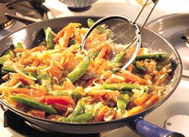 Fast & Easy Dinner: Vegetable Chow Mein