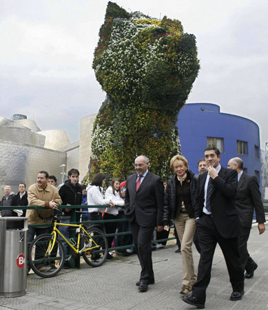 Gigantic Puppy in Bloom Now! Gigantic Puppy in Bloom Now!