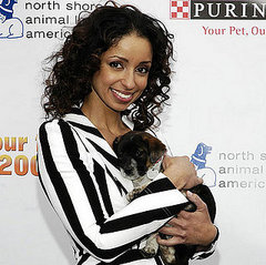 In the Spotlight: Mýa and Journey (her Dog) Kick Off a Tour In the Spotlight: Mýa and Journey (her Dog) Kick Off a Tour
