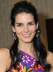 Angie Harmon Is Voting for John McCain