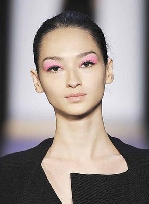 Trend Alert: Bold, Bright Eyeshadows
