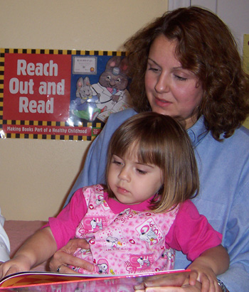 Reading to Your Babe Is Important Reading to Your Babe Is Important