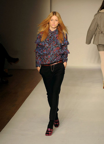 Karen Walker Fall 08 Fashion Show Karen Walker Fall 08 Fashion Show