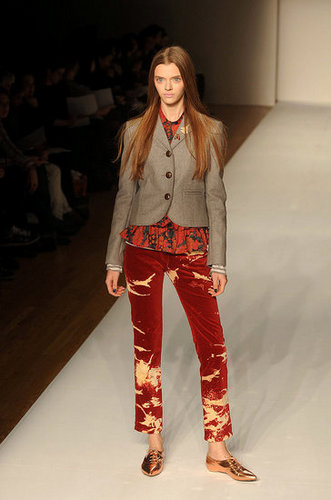 Karen Walker Fall 08 Fashion Show Karen Walker Fall 08 Fashion Show