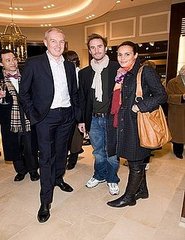 Stars Come Out for Banana Republic Opening Stars Come Out for Banana Republic Opening