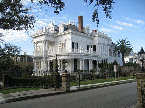 Coveted Crib: the Wedding Cake House
