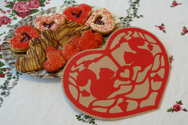 DIY: Squirrel Papercut Valentine DIY: Squirrel Papercut Valentine