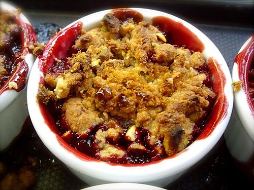 Recipe For a Plum and Pistachio Crumble