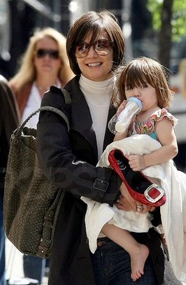 Suri Cruise Gets Custom Made Roger Vivier Shoes