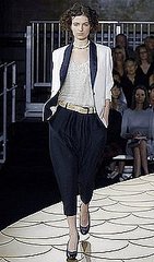 Trend Alert: Baggy and Saggy Pants Trend Alert: Baggy and Saggy Pants