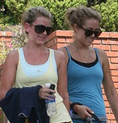 Get the Look: Lauren Conrad's Dog Walking Layering Look 