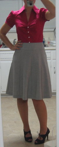 Look of the Day: Classy Cut-Out 
