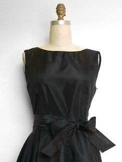 One Dress, Many Looks 