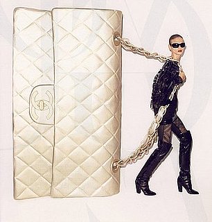 Have You Ever Experienced Back Pain From a Handbag?