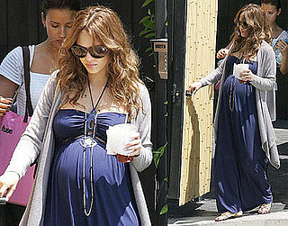 Jessica Alba Is Getting so Big!