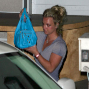 Photo of Britney Spears at Recording Studio
