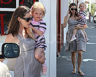 Photos of Pregnant Jennifer Garner Shopping for Baby Stuff with Daughter Violet