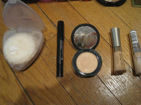 Etc...

Laura Geller OptiLusion
Benefit Eye Bright
Benefit Boi-ing concealer
L'Oreal Decrease
L'Oreal True Match concealer