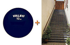 Green Exercise: Run Stairs With a Medicine Ball