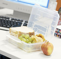 Back on Track: Pack Your Lunch Now Back on Track: Pack Your Lunch Now