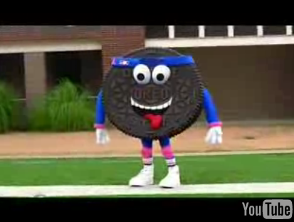 Serena and Venus Endorsing Oreos?