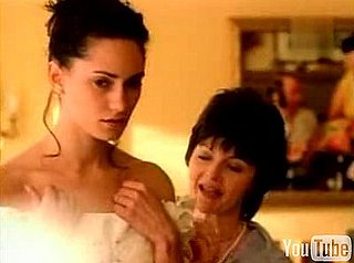 Bud Light Ad: "If Men Wrote Wedding Dress Commercials"