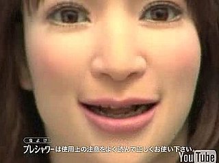 Kincho Sunscreen Commercial With Robot Spokesperson