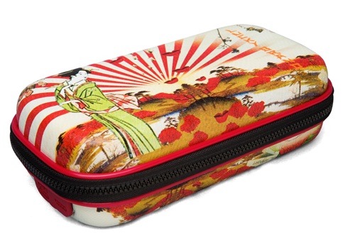 Beach-Ready Geisha iPod Speakers 